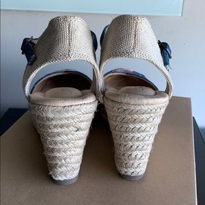 me too betty espadrille wedge sandal